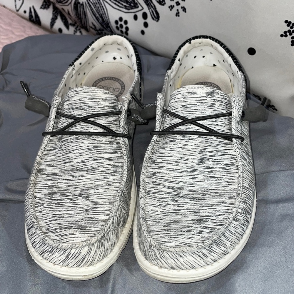 Womens Hey Dude shoes, size 8, black and white heather